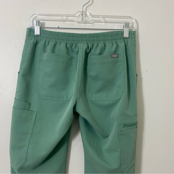 Figs Scrub Set Casma Scrub Top & Yola Skinny Scrub Pants Womens Size S-XS - Picture 9 of 12